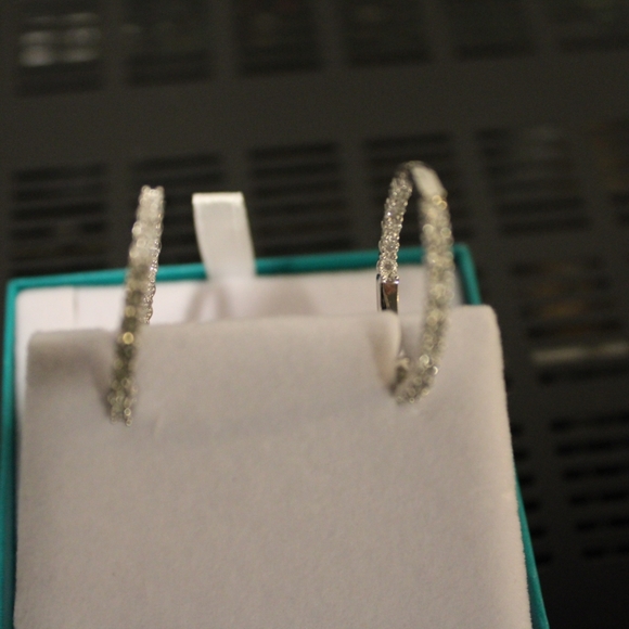 Brand new Diamond 0.43ct earrings - Picture 5 of 5